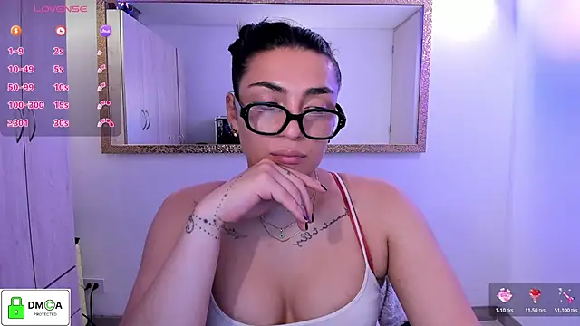 EricaVanderhill online show from 07.06.26