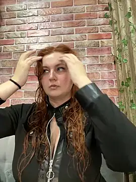 Snapshot of CandyShoopp chatting on 11.02.25 CandyShoopp online show from 11.02.25