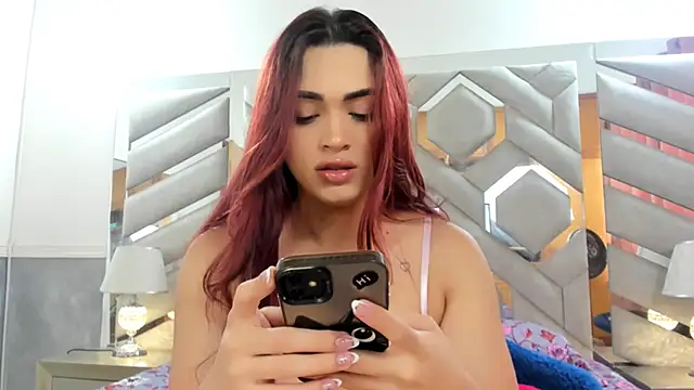 alexandra fire69x online show from 10.17.25