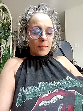 Snapshot of Pinkboobie chatting on 01.08.25 Pinkboobie online show from 01.08.25