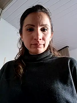 vanessabrown  online show from 09.30.25