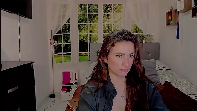 Snapshot of vanessabrown_ chatting on 06.11.26 vanessabrown online show from 06.11.26