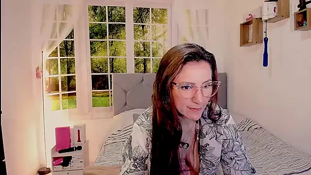 Snapshot of vanessabrown_ chatting on 06.16.26 vanessabrown online show from 06.16.26