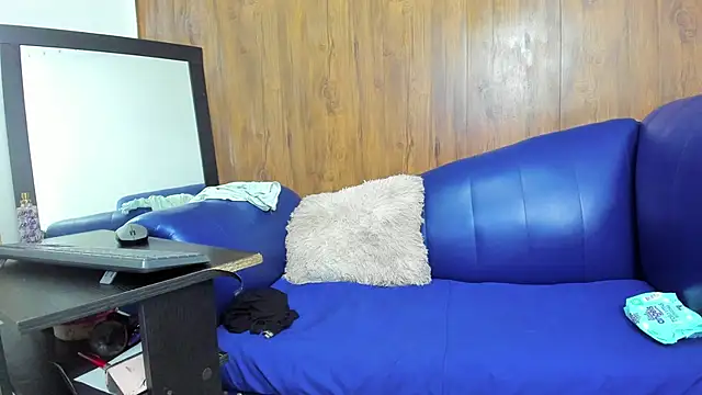 Mature Skinny online show from 02.11.25