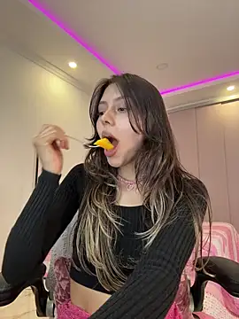 Sensualtease online show from 01.08.26