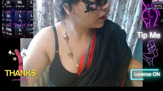 Snapshot of Star-Night chatting on 09.27.25 Star-Night online show from 09.27.25