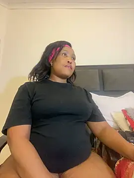 Snapshot of BADFATASS85 chatting on 12.18.24 BADFATASS85 online show from 12.18.24