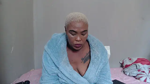 Snapshot of BADFATASS85 chatting on 12.20.25 BADFATASS85 online show from 12.20.25