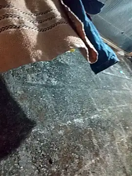 IsHu Boy online show from 12.17.25