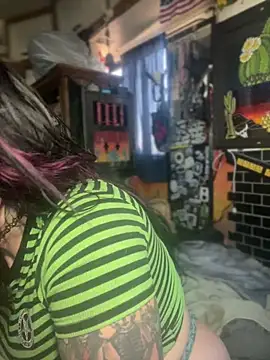 Snapshot of 1-800-FUCKYOU chatting on 12.31.24 1-800-FUCKYOU online show from 12.31.24