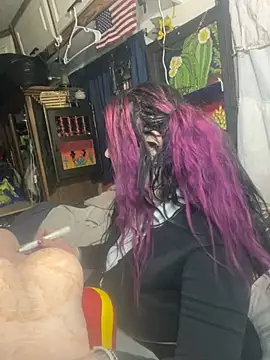 Snapshot of 1-800-FUCKYOU chatting on 02.05.25 1-800-FUCKYOU online show from 02.05.25