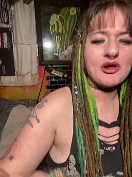 Snapshot of 1-800-FUCKYOU chatting on 12.18.25 1-800-FUCKYOU online show from 12.18.25