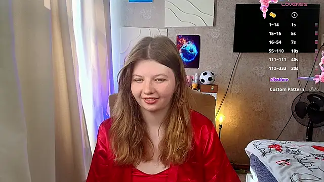 Snapshot of Vivian_cutie chatting on 07.13.26 Vivian cutie online show from 07.13.26