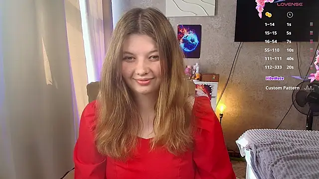 Snapshot of Vivian_cutie chatting on 07.17.26 Vivian cutie online show from 07.17.26