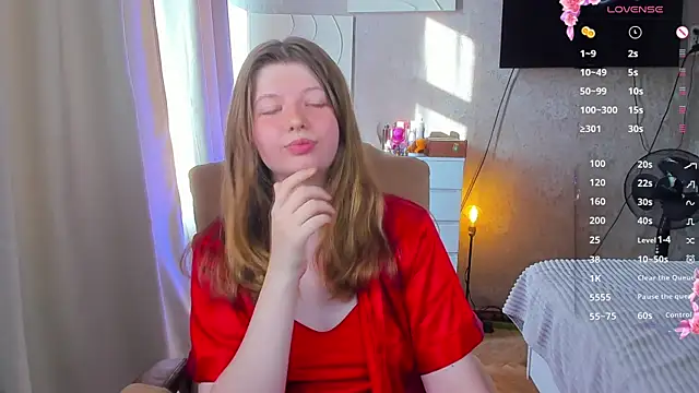 Snapshot of Vivian_cutie chatting on 07.19.26 Vivian cutie online show from 07.19.26