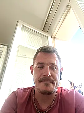 Snapshot of Ivanekkral chatting on 05.18.26 Ivanekkral online show from 05.18.26