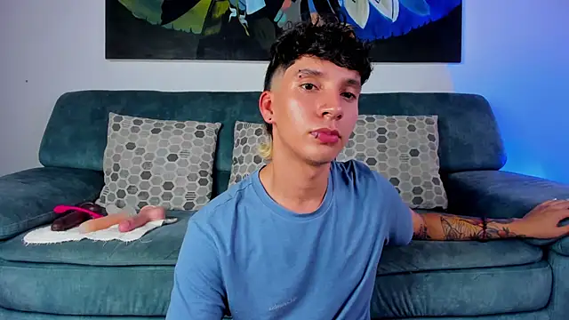 Snapshot of JacoboSwam chatting on 12.30.24 JacoboSwam online show from 12.30.24