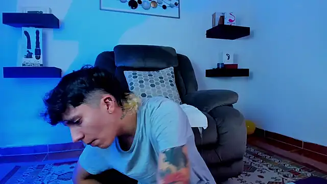 Snapshot of JacoboSwam chatting on 01.08.25 JacoboSwam online show from 01.08.25