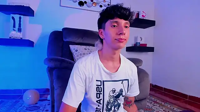 Snapshot of JacoboSwam chatting on 01.20.25 JacoboSwam online show from 01.20.25