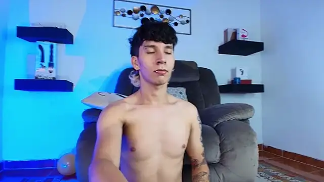 Snapshot of JacoboSwam chatting on 01.22.25 JacoboSwam online show from 01.22.25