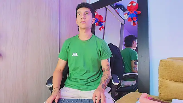 Snapshot of JacoboSwam chatting on 01.17.26 JacoboSwam online show from 01.17.26