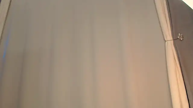Snapshot of Tremendous_blondie chatting on 07.19.26 Tremendous blondie online show from 07.19.26