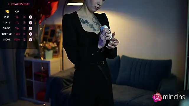 Snapshot of melanielwithu chatting on 03.08.25 melanielwithu online show from 03.08.25