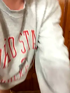 Lizzyloo online show from 11.18.25