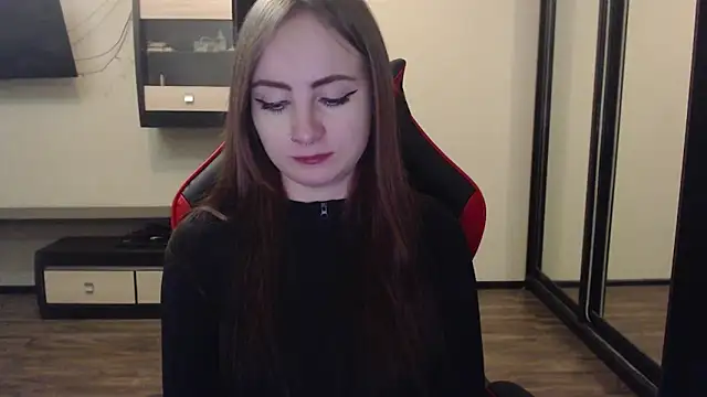 Laralianna online show from 01.07.25