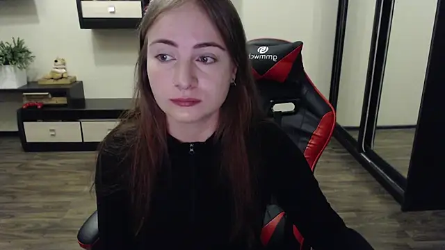 Laralianna online show from 09.12.25