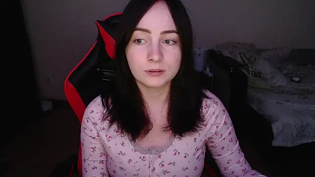 Laralianna online show from 11.01.25