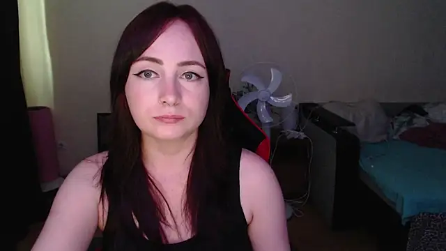 Laralianna online show from 07.06.26