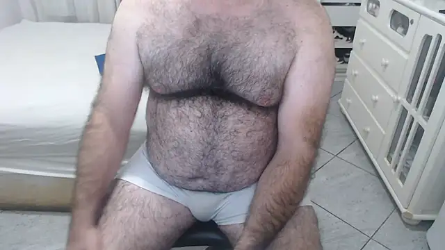 Snapshot of MysterBearMG chatting on 07.29.26 MysterBearMG online show from 07.29.26