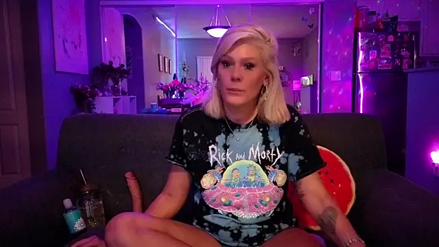 Lexi Shocker online show from 04.23.26