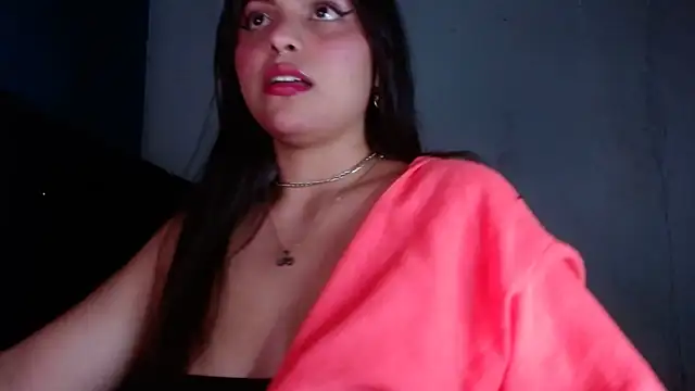 Snapshot of darika__ chatting on 10.04.25 darika online show from 10.04.25