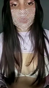 Snapshot of darika__ chatting on 10.07.25 darika online show from 10.07.25
