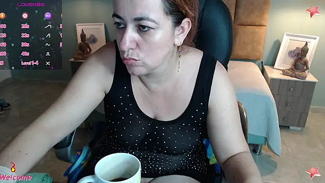 Barbiegomez online show from 02.19.25