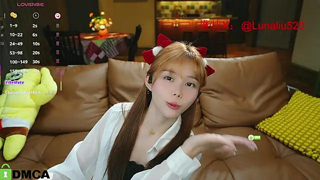 Luna520 online show from 02.24.25