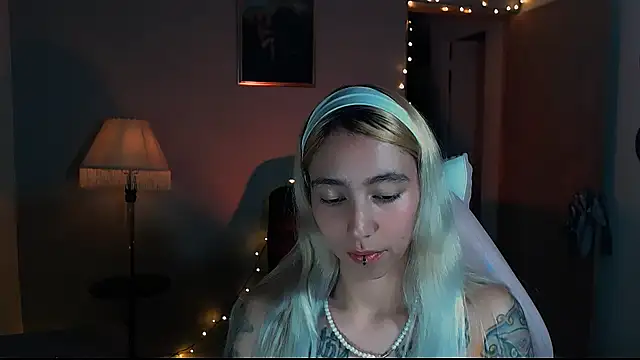 Saucy Jenn online show from 01.31.25