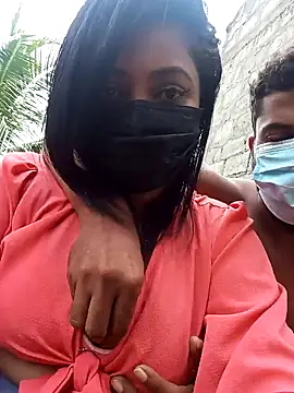 Snapshot of _Cute_ariana_ chatting on 01.14.25 Cute ariana online show from 01.14.25