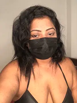 Snapshot of _Cute_ariana_ chatting on 12.20.25 Cute ariana online show from 12.20.25