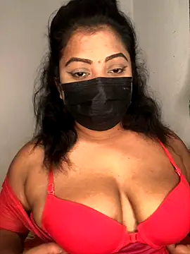 Snapshot of _Cute_ariana_ chatting on 12.21.25 Cute ariana online show from 12.21.25