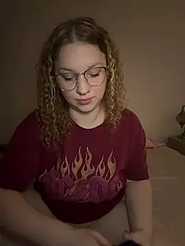 EmmieRae online show from 02.02.26