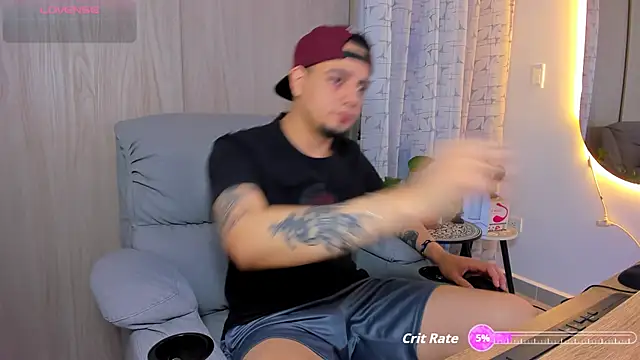 alejandro calderon1 online show from 10.13.25