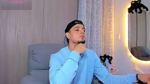 alejandro calderon1 online show from 10.15.25