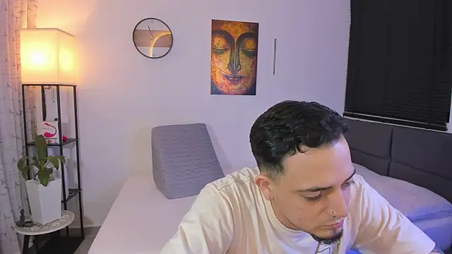 Snapshot of alejandro_calderon1 chatting on 06.16.26 alejandro calderon1 online show from 06.16.26