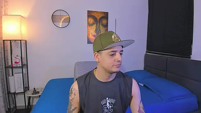 Snapshot of alejandro_calderon1 chatting on 06.29.26 alejandro calderon1 online show from 06.29.26