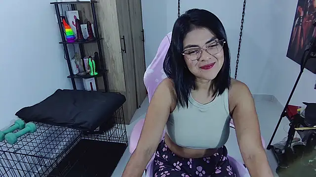 Snapshot of Hannah-grace chatting on 07.17.26 Hannah-grace online show from 07.17.26