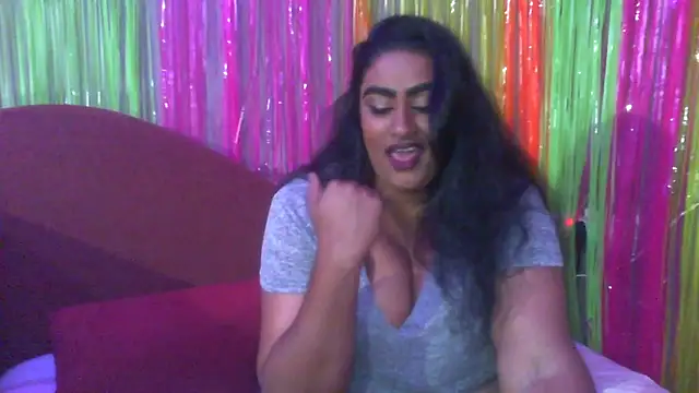 Snapshot of EROTICNAWTY2 chatting on 09.23.25 EROTICNAWTY2 online show from 09.23.25