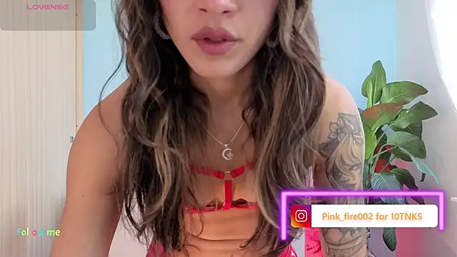 Snapshot of melisa_es chatting on 11.13.25 melisa es online show from 11.13.25